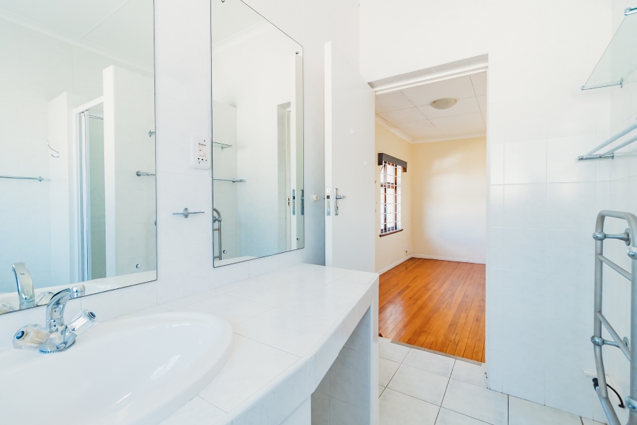 4 Bedroom Property for Sale in Heatherlands Western Cape